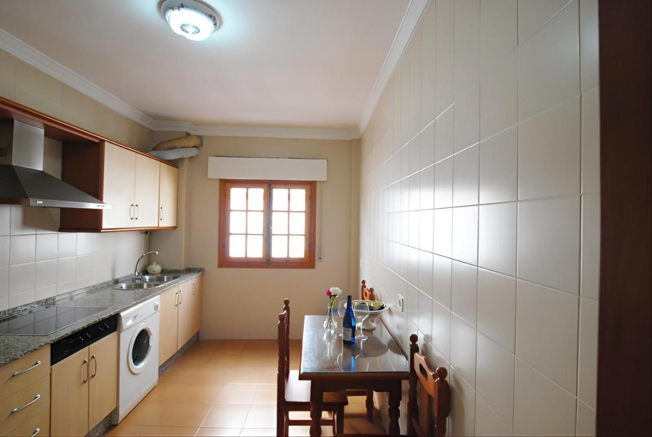 Apartamentos Garaje & Aire & Wifi & Solo Familias Y Parejas Conil De La Frontera Luaran gambar